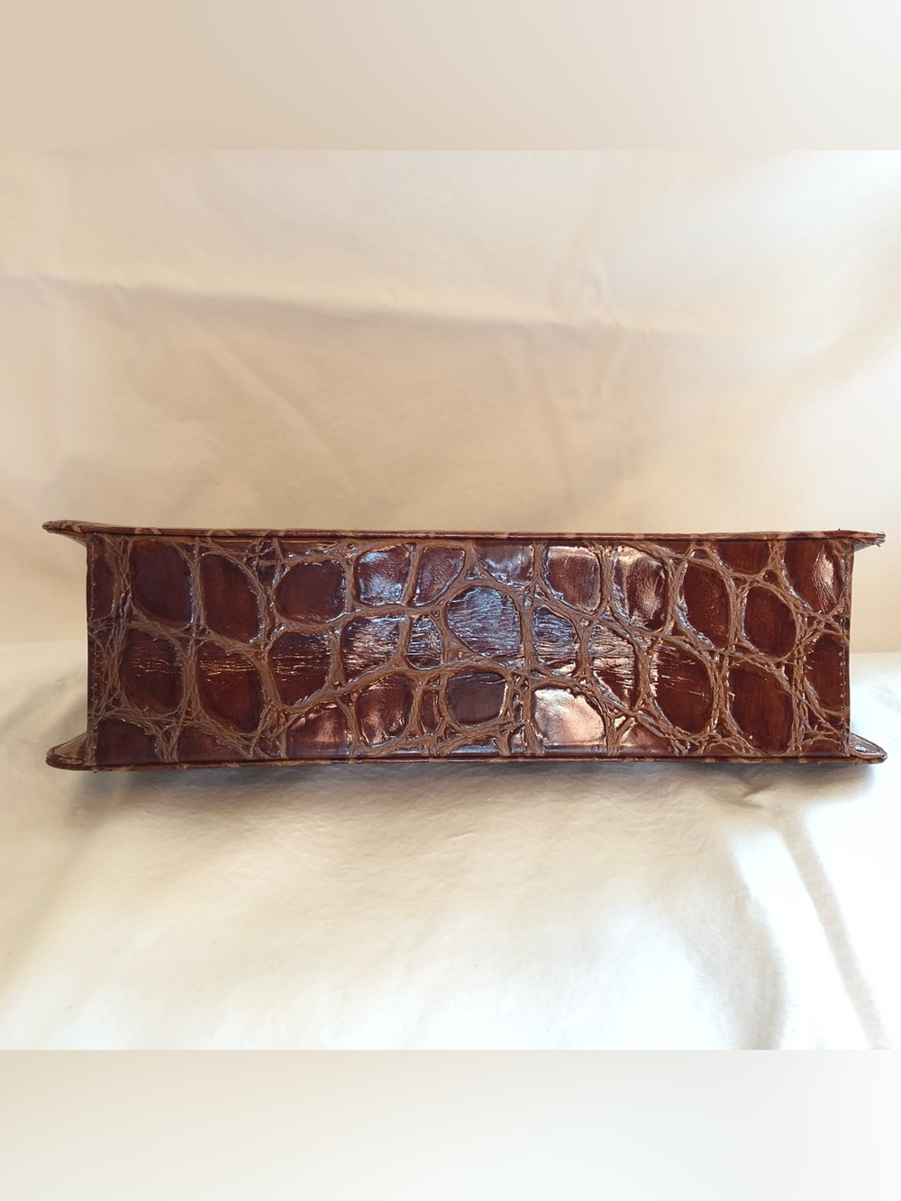 Authentic Bally Brown Croc-Embossed Top Handle Shoulder Bag - Picture 2 of 6